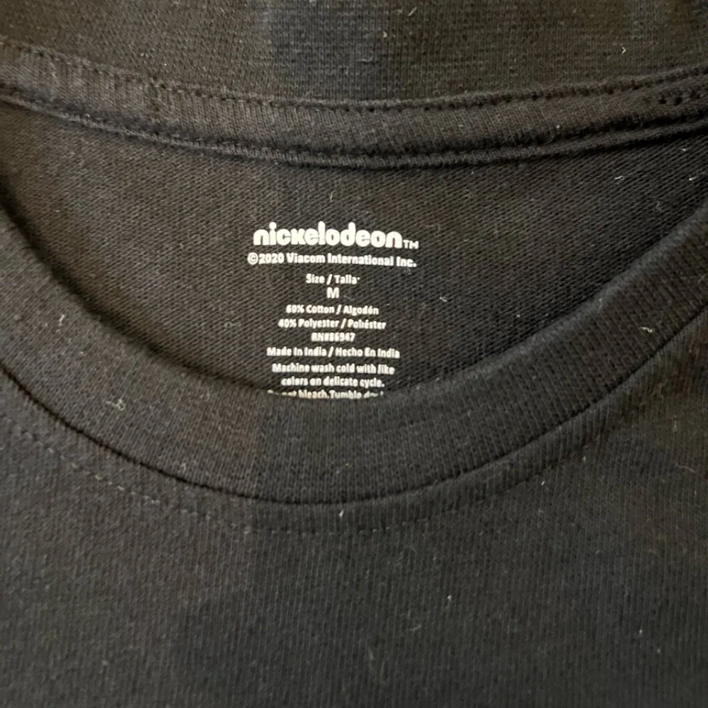 *Medium* Fits like a SMALL! Hey Arnold! Graphic Tee - Picture 3 of 3